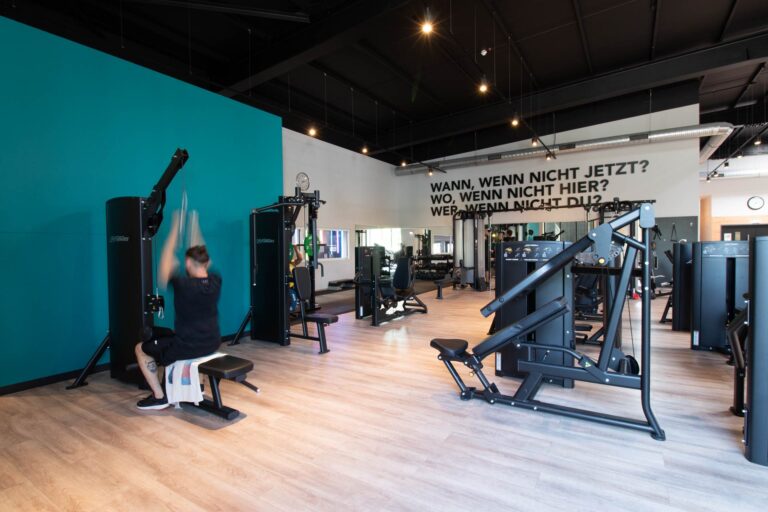 life-fitness-sportpark-freiburg-1920x1280px